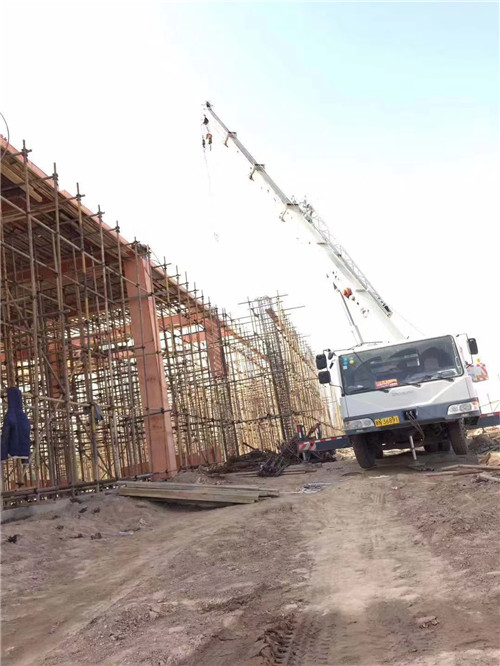 增城区25 吨、50 吨吊车怎么选？多大重量 / 半径适合对应车型？